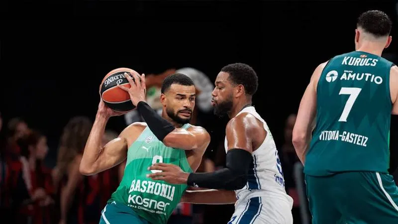 Efes Şoke Etti! Baskonia Deplasmanında Çöküş