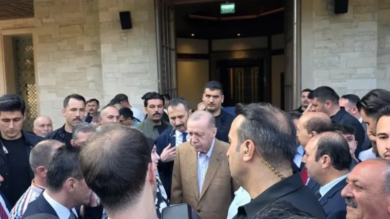 Başkan Erdoğan Bayram namazını Marmaris Okluk Millet Camii'nde kıldı