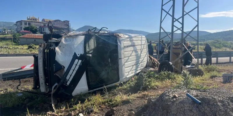 Bingöl'de Kan Donduran Kaza! 5 Yaralı, Çocuk Yoğun Bakımda!
