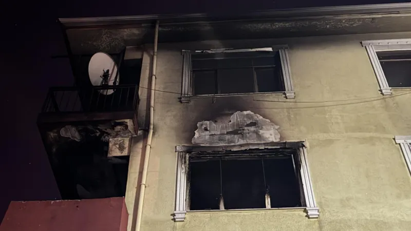 Bursa'da bir binada yangın: 3 kişi öldü