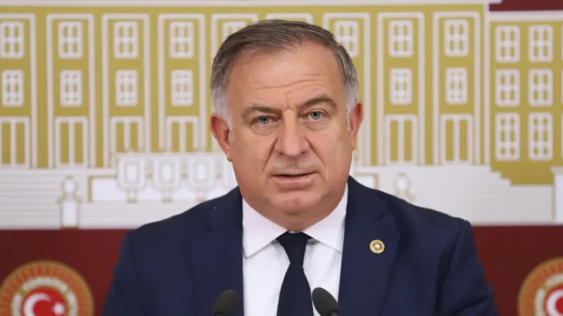 CHP'li Zeybek'ten İzmir grevi çıkışı!