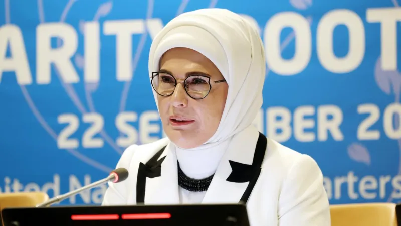 Emine Erdoğan'dan Şok Sözler: Aile Politikaları Artık Zorunluluk!