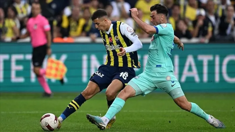 Fenerbahçe Rize'de! Kritik Deplasman Maçı Başlıyor