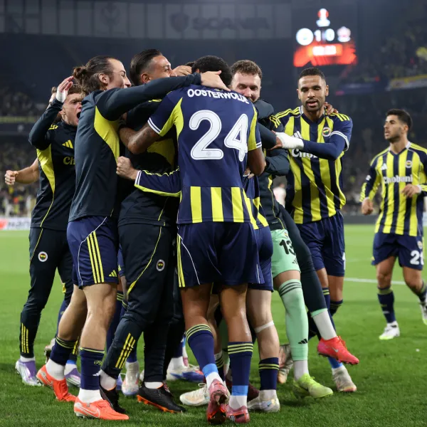 Fenerbahçe Samsun'da! Süper Lig'de Fırtına mı Kopacak?