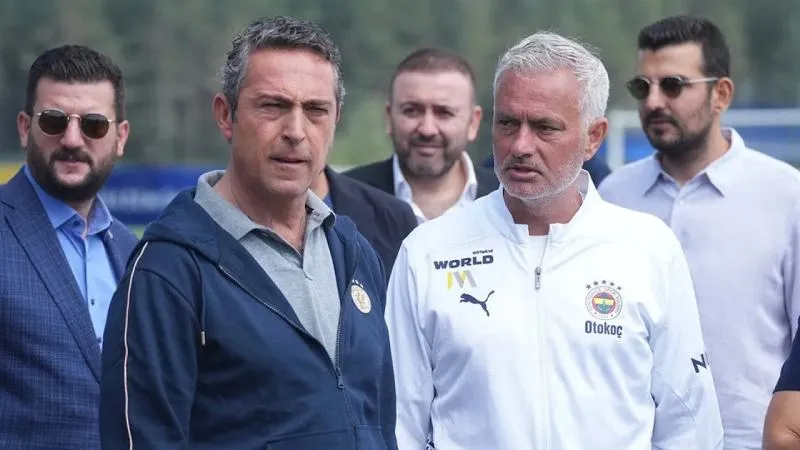 Mourinho Fenerbahçe'de Kalıyor Mu? Şok Karar!