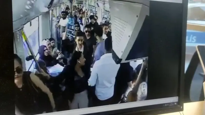 Genç kadın Marmaray'daki kavgadan sonra babadan şikayetçi oldu