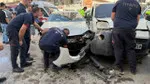 Muş'ta Feci Kaza! Hürriyet Caddesi Karıştı, Park Halindeki Araçlar Pert!