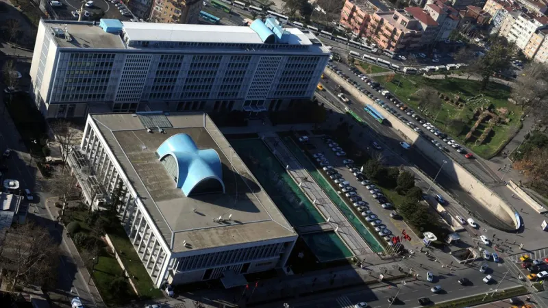 İBB'de Şok! Yolsuzluk Soruşturmasında Kritik Tutuklama!
