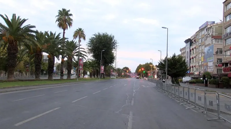 İstanbul'da bazı yollar trafiğe kapatıldı