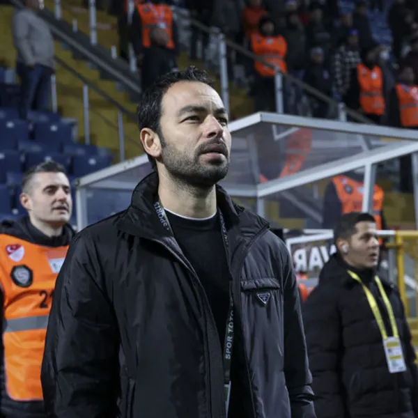 Kocelispor'da Selçuk İnan sesleri!