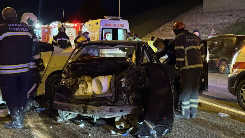 Kuzey Marmara Otoyolu'nda zincirleme kaza: 12 yaralı