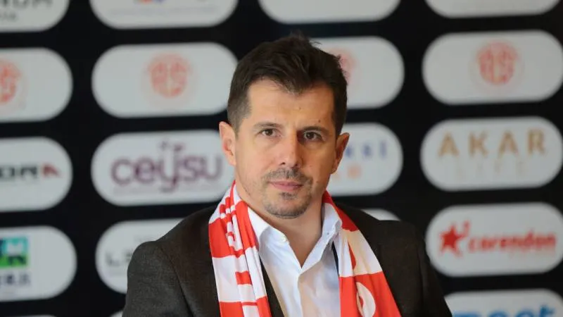 Acun Ilıcalı'dan Bomba Transfer! Hull City'nin Yeni Hocası Emre Belözoğlu mu?