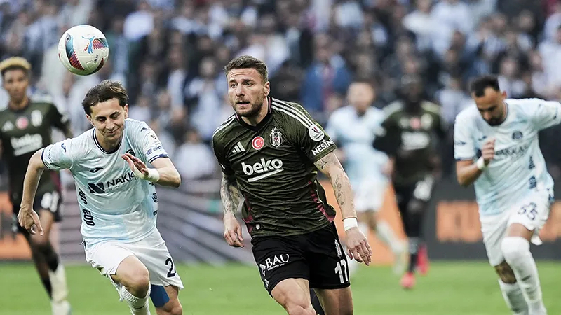 Beşiktaş Adana'yı Ezdi Geçti! Kartal'dan Gol Şov!