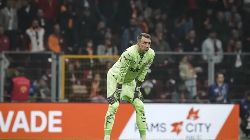 Galatasaray'dan Bomba Transfer! O Sorun Artık Tarih Oluyor!