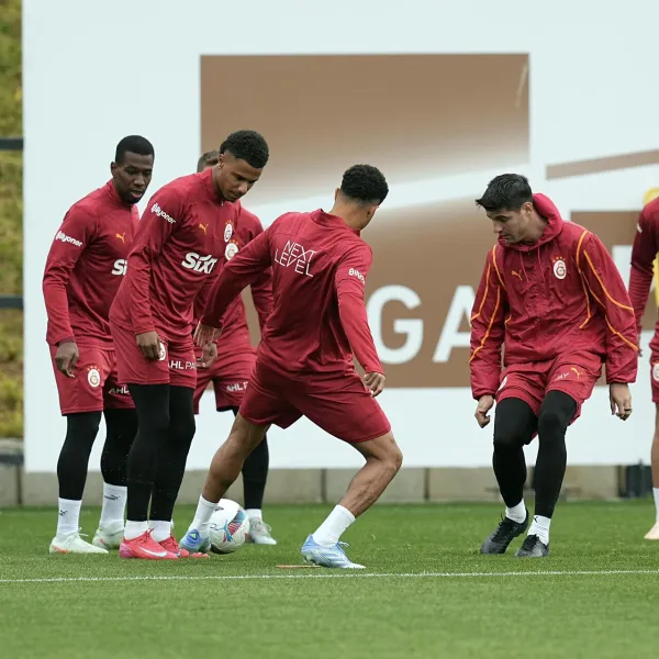 G.Saray Sivasspor Deplasmanına Hazır mı? Okan Buruk'tan Kritik Hamle!