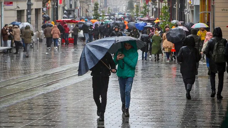 İstanbul'da Alarm! Kuvvetli Yağış ve Elektrik Fırtınası Tehlikesi!
