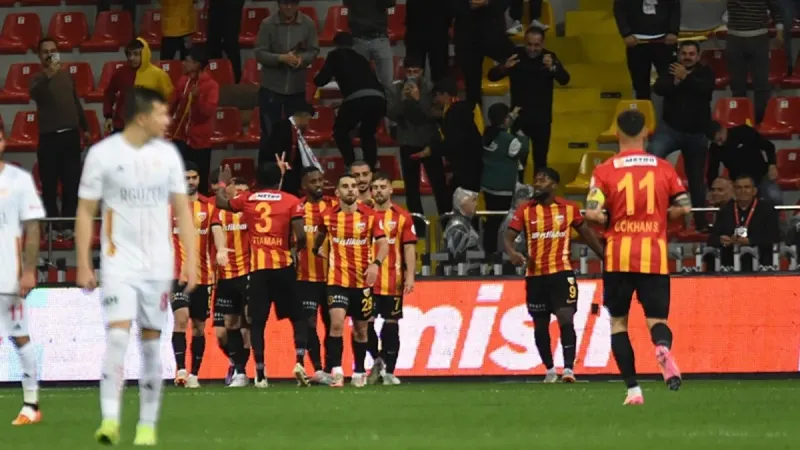 Cardoso'dan Hat-Trick! Kayserispor Antalya'yı Devirdi!