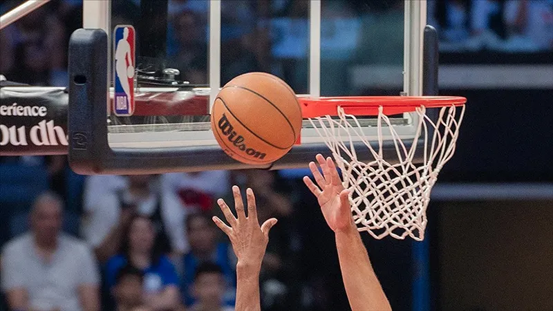 NBA'de Yılın Koçu Belli Oldu: Kenny Atkinson Zirvede!