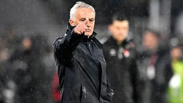 Real Madrid'den Mourinho Hamlesi! Ancelotti Gidiyor Mu?