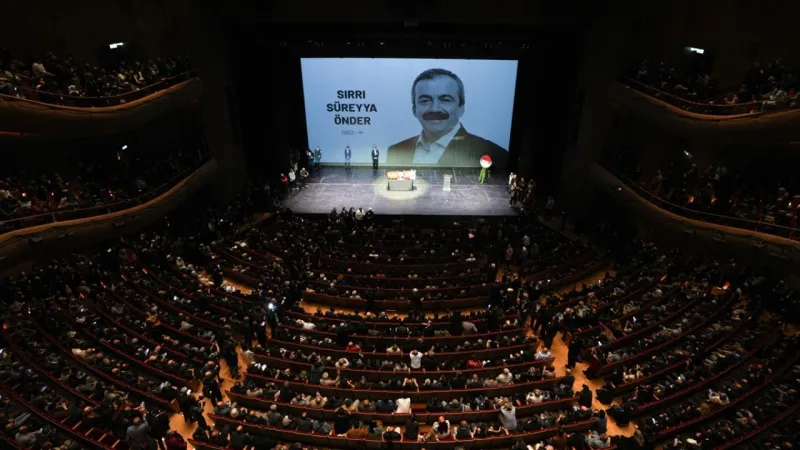 Sırrı Süreyya Önder Veda: AKM'de Duygu Dolu Tören!