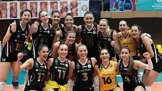 Vakıfbank Eczacıbaşı'nı Devirdi! Sultanlar Ligi'nde Fırtına Esti