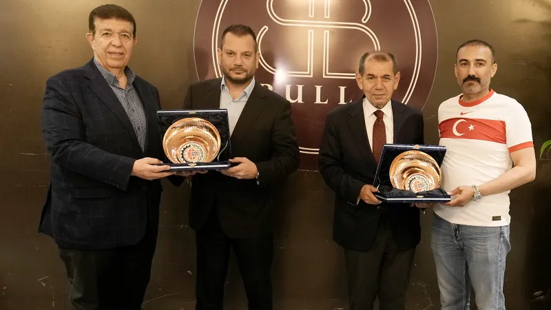 Özbek ve Doğan'dan Dostluk Mesajı: Final Öncesi Sürpriz Buluşma!