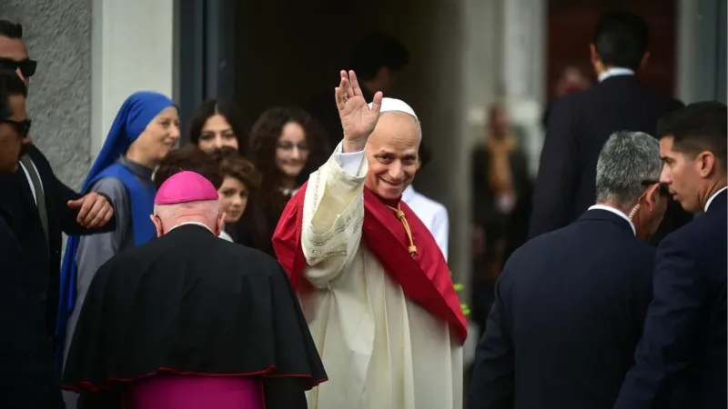 Papa 14. Leo, İstanbul'da