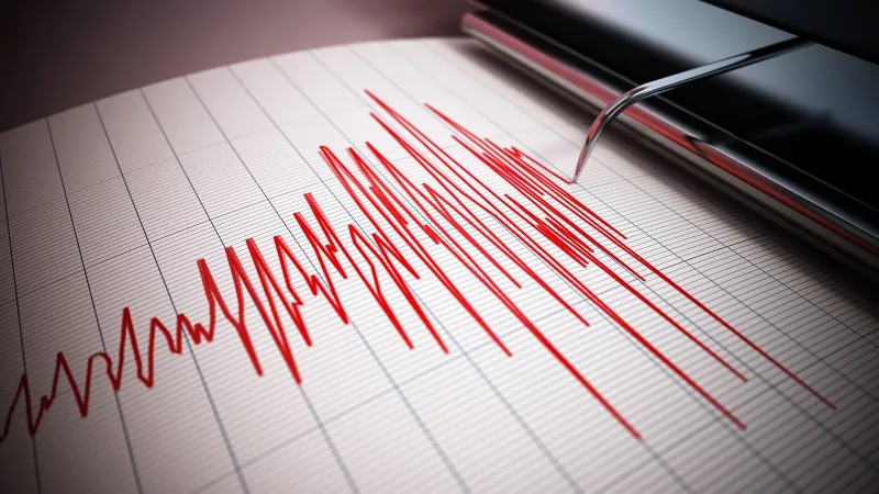 Rusya'da Korkutan Deprem! Tsunami Alarmı Verildi!