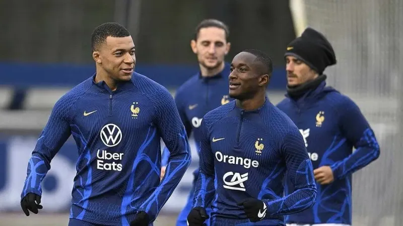 Fenerbahçe'den Bomba Transfer! Diaby Rüzgarı mı Esecek?