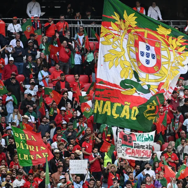 Tribünde Faciaya Davetiye: Taraftar Can Verdi!