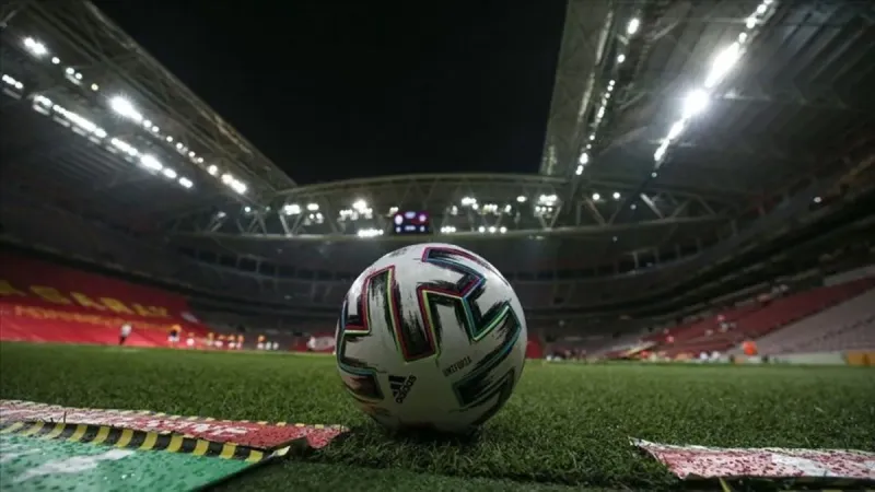 TRT 1 CANLI MAÇ YAYINI | Tottenham-Manchester United maçı saat kaçta? İşte şifresiz canlı maç izleme bilgileri